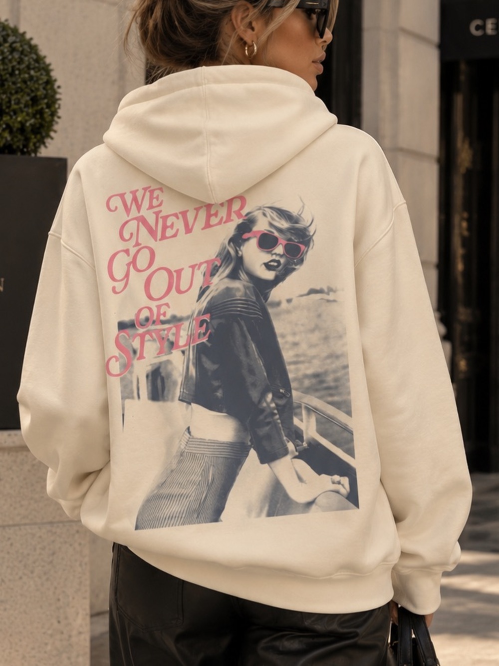 Taylor Swift | S | Oversized Cream Graphic Hoodie Merch Tour